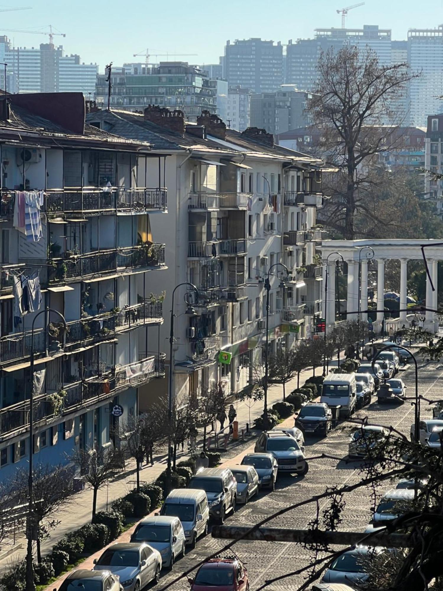 Апартаменты От Зуры Batumi Exteriér fotografie